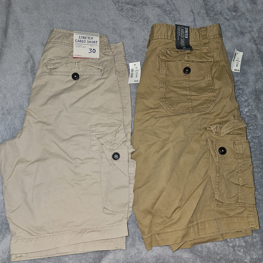 Aeropostale Cream and Tan Cargo Shorts Casual Style